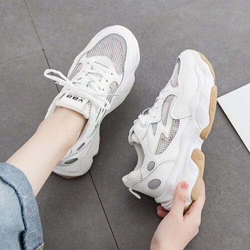 2020 Womens sneakers spring new fashion mesh breathable non-slip sole casual wild comfortable trend women Flat Sneakers U21-39