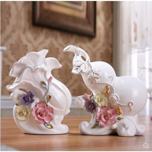 Creative home office decoration crafts, opening gifts, ceramic crafts ornaments, gourds, cabbage, pineapples, dolphins