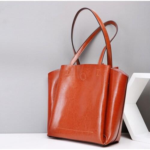 Genuine Leather Bucket Bag 2021 New Simple Women Bag Large Capacity Classic Shopping Bag Casual Tote Shoulder Bag Ladies Bolsos