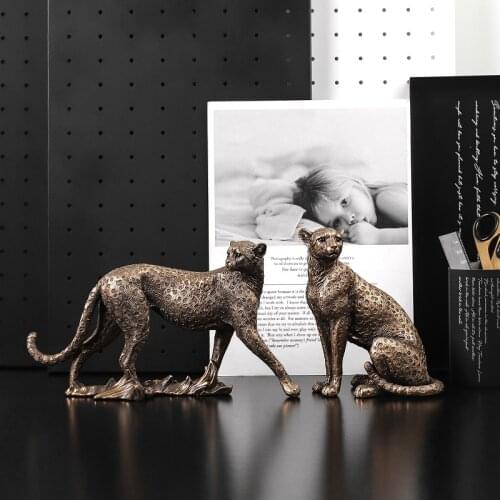 WU CHEN LONG Creatives Leopard Art Sculpture Panthera Pardus Figurine Resin Crafts Home Decor Accessories Birthday Gift R3772
