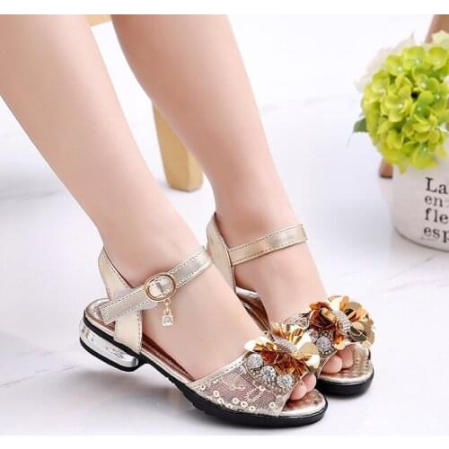 2019Newest Girls Sandals Bow Summer Student Princess Sandals Beads Hollow Soft Bottom Childrens Sandals White Pink Size 26-36