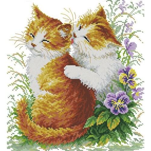 DIY hand-knit printing cross stitch suit embroidery suit 11CT two small cat cat kiss pattern cross stitch 42 * 44 cm home decora