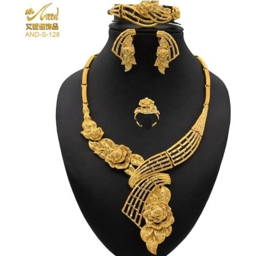 Necklace Set Gold 24k 2021 Womens Jewelery Africa Alloy Hawaiian Luxury Copper Party Ladies Pakistani Wedding Bridal Earrings