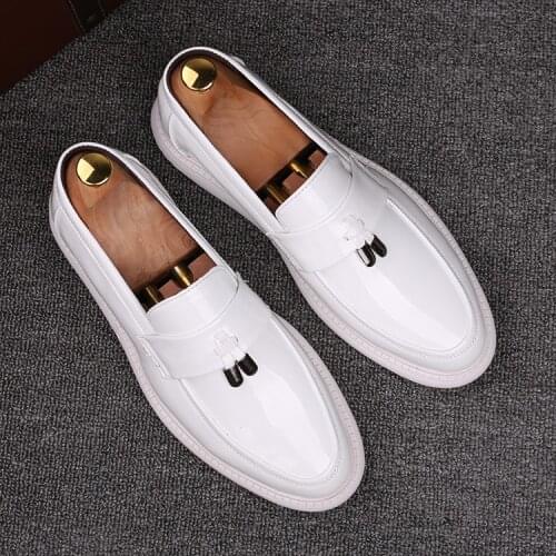 Men white Leather Shoes Slip On Fashion Male Formal loafers Shoes Flats metal Casual Shoes For man mocassin homme