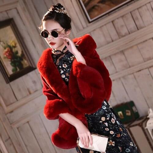 Wedding Jackets Burgundy Warm Shawl Sleevesless Late Autumn Winter Bridal Wraps for Fur Wrap Bridal Jacket Evening Boleros 2021