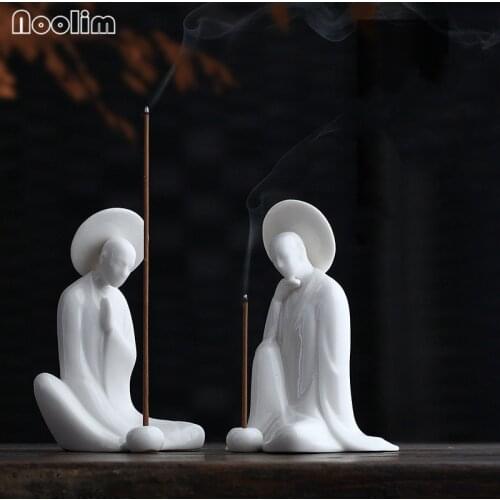 Ceramic Little Monk Sitting Lotus Incense Burner White Porcelain Zen Incense Stick Holder Aromatherapy Fragrance Home Decoration