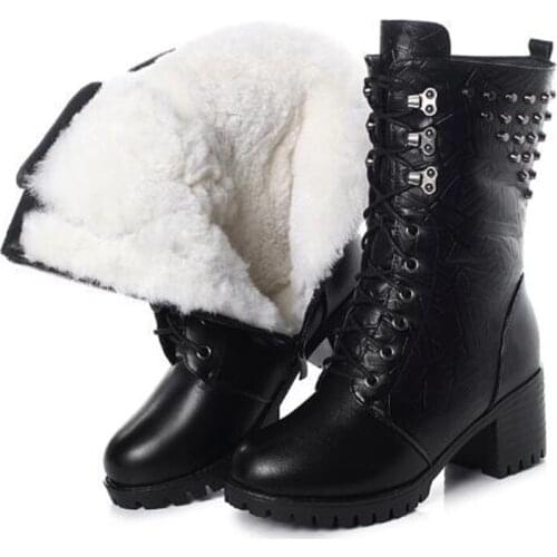 2019 New Rivets Cowhide Autumn Winter Boots Ladies Fashion Comfort warm shoes Martin Boots Thick Heel Shoes Woman Snow Boots