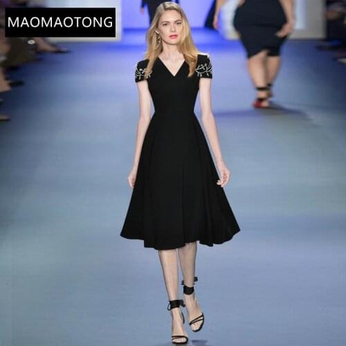 MoaaYina Summer Fashion Runway Designer Dress Womens V-neck Short Sleeve Beading High waist Midi Black Dress