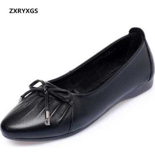 Top Cowhide Folds Bow Fashion Shoes Woman Flat Shoes Plus Size Comfort Soft Women Leather Shoes Casual Wild Flats Spring Shoes
