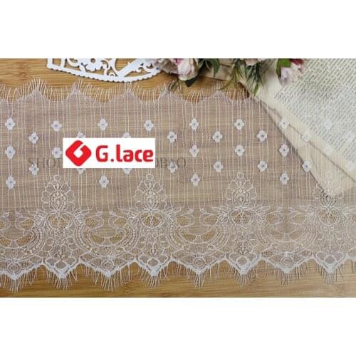 GLace 3M/lot 20cm wide black and white eyelash lace fabric DIY skirt hem home textile decorative lace accessoriesTX241