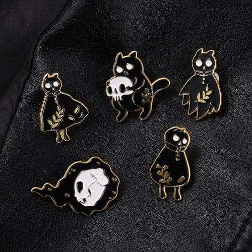 Black Skull Cat Lapel Pins Cartoons Anime Badges Fashion Enamel Brooches For Women Cute Hijab Pins Metal Large Brooch On Clothes