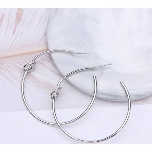 New Fashion Knot Hoop Earring Personality Ladys Ear Jewelry Brincos Grandes Fashion Para Mulheres Earrings for Women