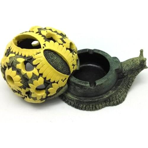 Snails Turtle Ashtray Tobacco Ash Box Statue Container Decoration Retro Vintage Turtle Home Office Bar Ornament Crafts Man Gift