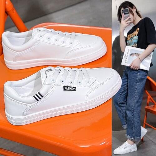 Women Casual Shoes New Spring Women Shoes Fashion Embroidered White Sneakers Breathable Flower Lace-Up Women Sneakers