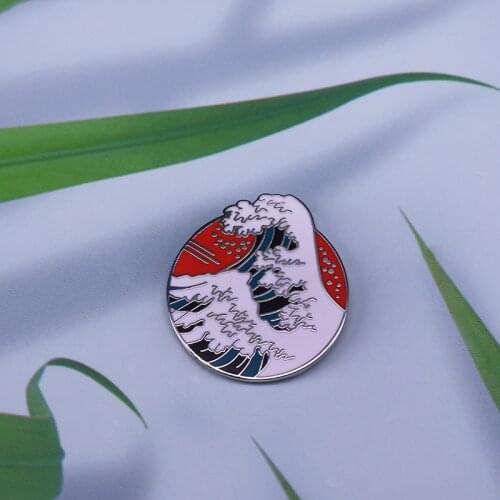 Great wave enamel pin ocean pin Nature lovers jewelry