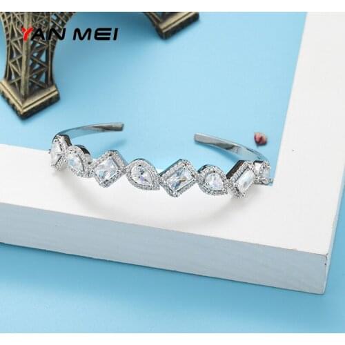 YANMEI Full Zircon Ladies Bracelet Super Flash Geometric Shape Sweet and Simple Senior Ladies Bracelet Non-allergic Opening