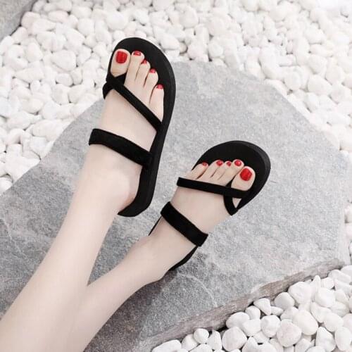 Women Summer Slippers Sandals Flip-Flops Women Summer Wear Flat Cute Holiday Beach Shoes Women Slippers Seaside Non-slip Sandals
