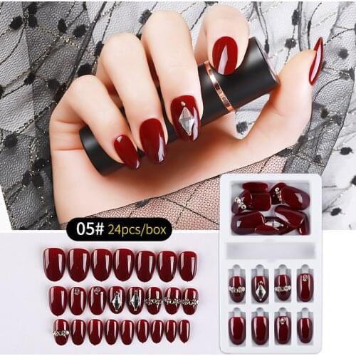 Recuerdame 24pcs Mixed Designs False Nail Art Set Artificial Tips Full Cover for Women Decorated Short Press on Nails Manicure