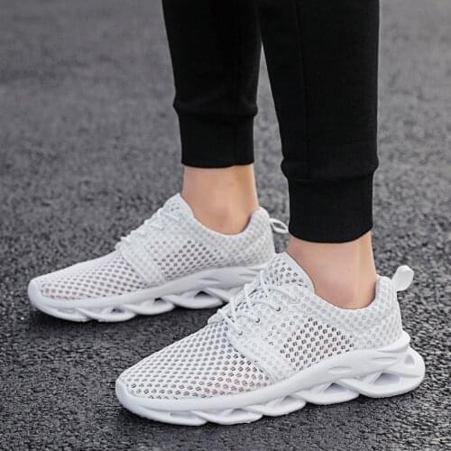 Men Shoes Casual Light Walking Mens Sneakers Sport Fashion Footwear Male Mesh Running Shoes Breathable Non-slip Wear-resistant