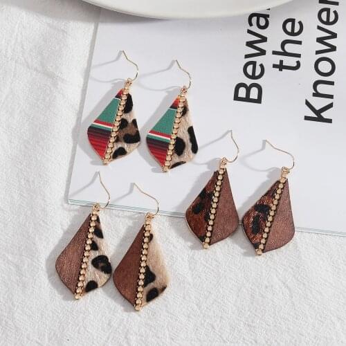 2021 New High Quality Wood Alloy Lines Stitching Horse Hair Leopard Water Drop Earrings for Women