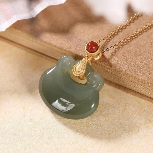 Designer original new silver inlaid natural Hetian jade necklace pendant personality classical exquisite charm ladies jewelry