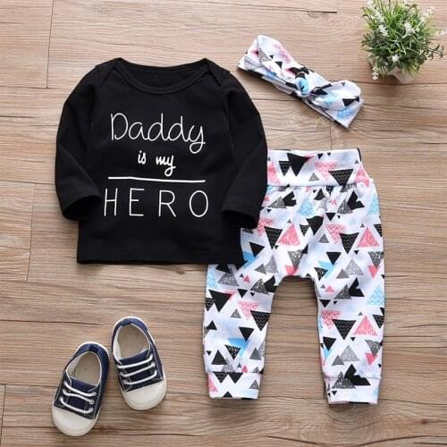 PatPat 3pcs Letter and Geometric Print Baby Set