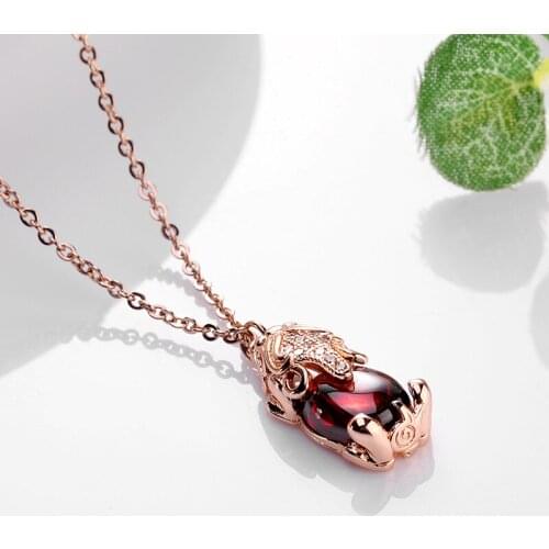Exquisite Rose Gold Plated Titanium Steel Necklace Natural Gems Crystal Pi Xiu Pendant Necklace for Women Good Lucky Jewelry