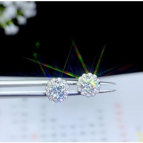 BOEYCJR 925 Silver 0.5ct F color Moissanite VVS Fine Jewelry Diamond Stud Earring With national certificate for Women Gift
