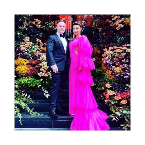 Fashion 2 Pieces Hot Pink Celebrity Mermaid Tulle Dresses Womens Sexy Backless Tiered Ruffles Cloak Party Dress Special Occasion