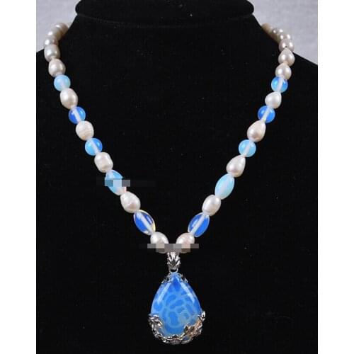 Fashion White Akoya Cultured Pearl/Sri Lanka Moonstone pendant necklace