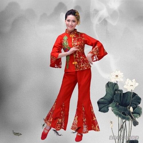 New autumn red old fan dance Chinese folk dance yangko dance clothing female stage costumes classical traditional dance