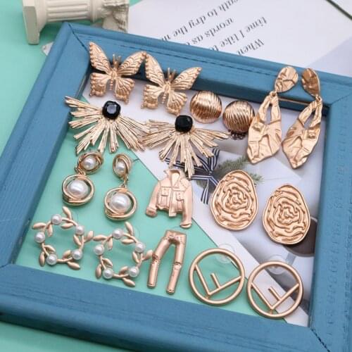 Butterfly Earrings Asymmetric Alloy Pearls Irregular Hanging-Drop Retro Brincos