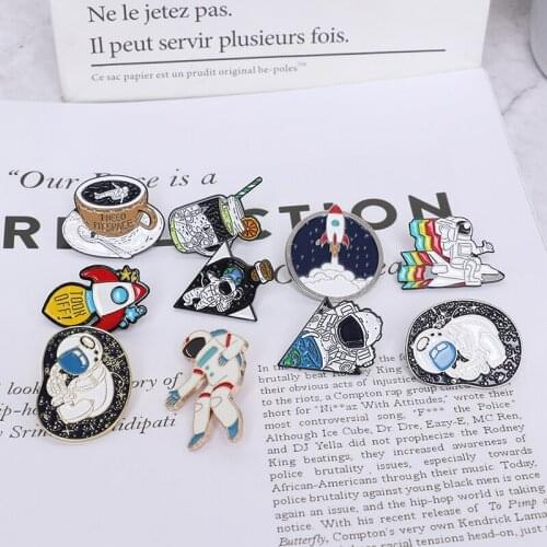 1Pcs Space Travel Enamel Pin Astronauts Special Edition Brooches Bag Clothes Lapel Pin Cosmic Space Badge