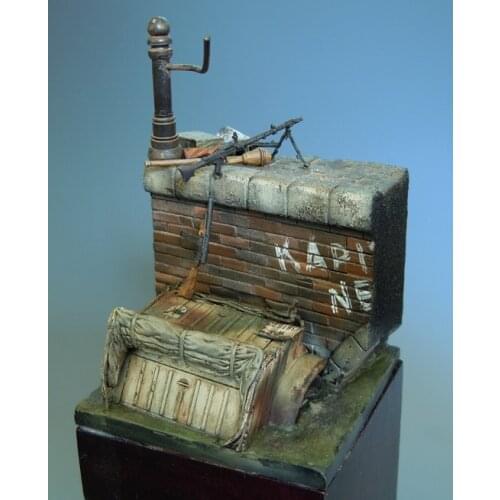 New Unassembled 1/35 ancient Scene base 60MM*80MM (HAVE parts ) Resin Kit DIY Toys Unpainted resin model