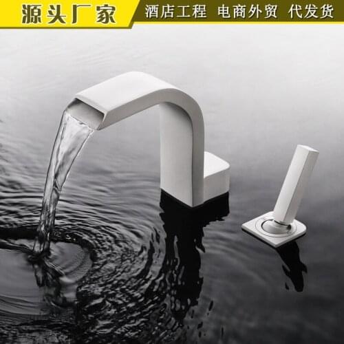All copper single hot and cold water of the bathroom sinks leading European contracted waterfall basin faucet