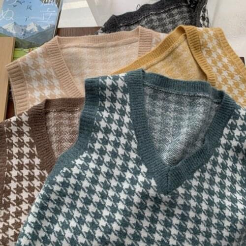 2021 Autumn and Winter Soft Warm British Houndstooth College Style V-neck Pullover Vest Womens Mid-length Vest