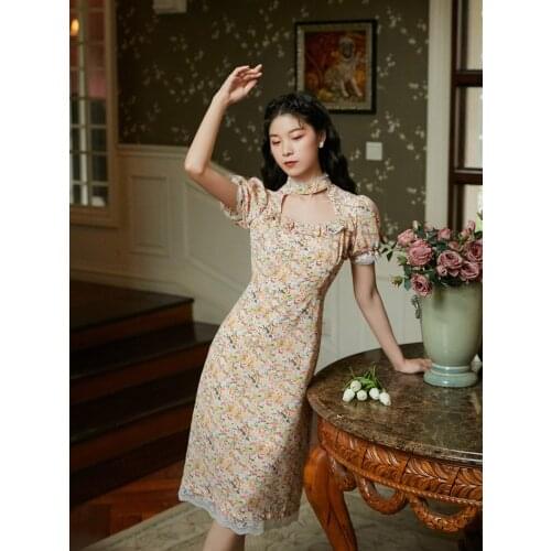 2021 Summer Female Chiffon Dress French Retro Temperament Sexy Hollow Lace Stitching Chic Midi Dress Ladies Vestido de mujer