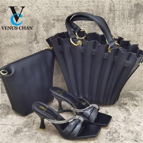 Autumn 2021 Elegant Style New Coming Pretty Women Shoes and Bag Set in Black Color High Quality with Shinning Crystal for Party