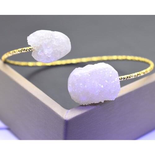 Dives Vietate Store Stone Bracelets