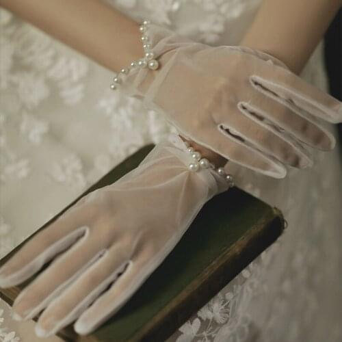Women Wedding Short Gloves Pearls Beaded Wrist Gloves Bridal Gloves Tulle Full Finger