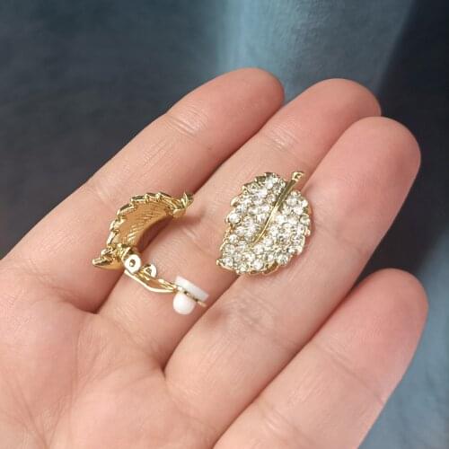 Gold Color Zirconia Leaves Clip Earrings for Women Crystal High Quality Electroplating Luxury Korean Fashion Jewelry Hot 2021
