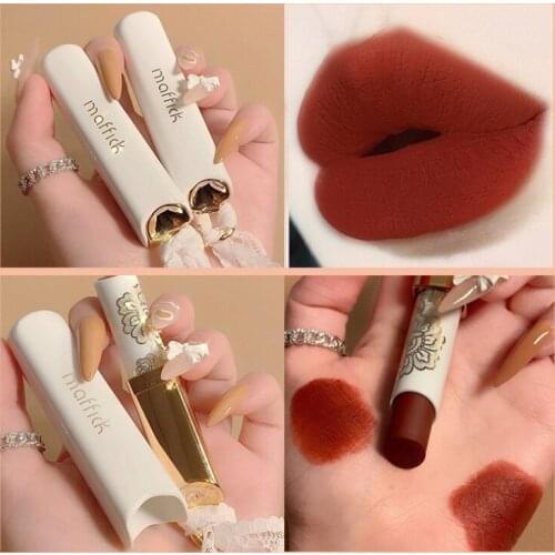 Silk Finish Lipstick Vintage Lip Colors Butyrospermum Parkii Moisturizing Lip Elegant Lace Elements Skin Care Lip Balm TSLM1