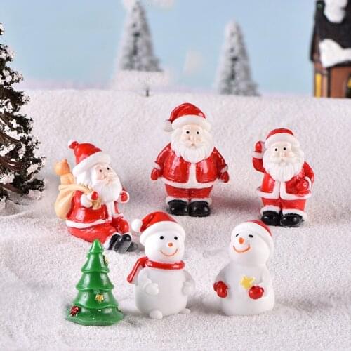 ZOCDOU 1 Piece Christmas Gift Pack Train Santa Claus Snowman Model Small Statue Figurine Crafts Ornament Miniatures Home Garden