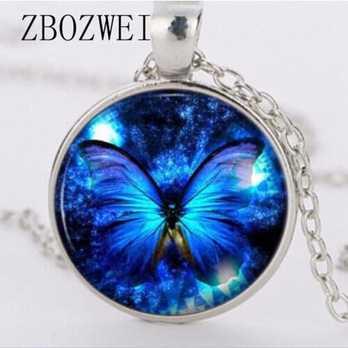 Blue Butterfly Pendant Necklace Fashionable Vintage Glass Pendant Dome Round Circular Pendant Garment Accessories Necklace
