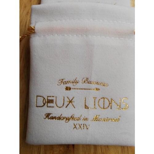 Customize&wholesale small velvet jewelry gift pouch velvet drawstring dust storage pouch bag custom logo for necklace bangle