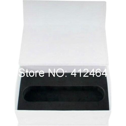 White Paper Board Gift Box With Magnet Closure Logo Hot Foil.BX-2419