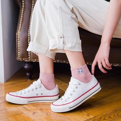 New Casual All-match Female Socks Creative Cute Cartoon Animal Fun Embroidery Campus Series Pure Cotton Ladies Boat Socks
