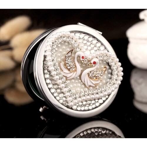 Love Heart Swan Mini Pocket Cosmetic Handheld Makeup Mirror,Party Favors Christmas Women Gift,Foldable Magnifying Compact Mirror