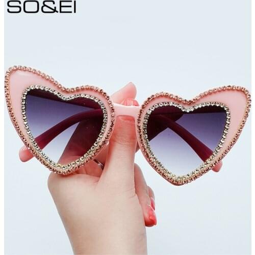 SO&EI Fashion Women Luxury Diamond Heart Sunglasses Vintage Pink Gradient Eyewear Men Cat Eye Trending Shades UV400 Sun Glasses