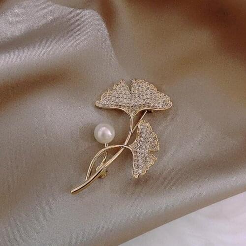 RongBin Butterfly Brooches For Clothes